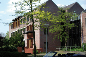 Afbeelding van het pand aan de Monumentstraat in Raalte 